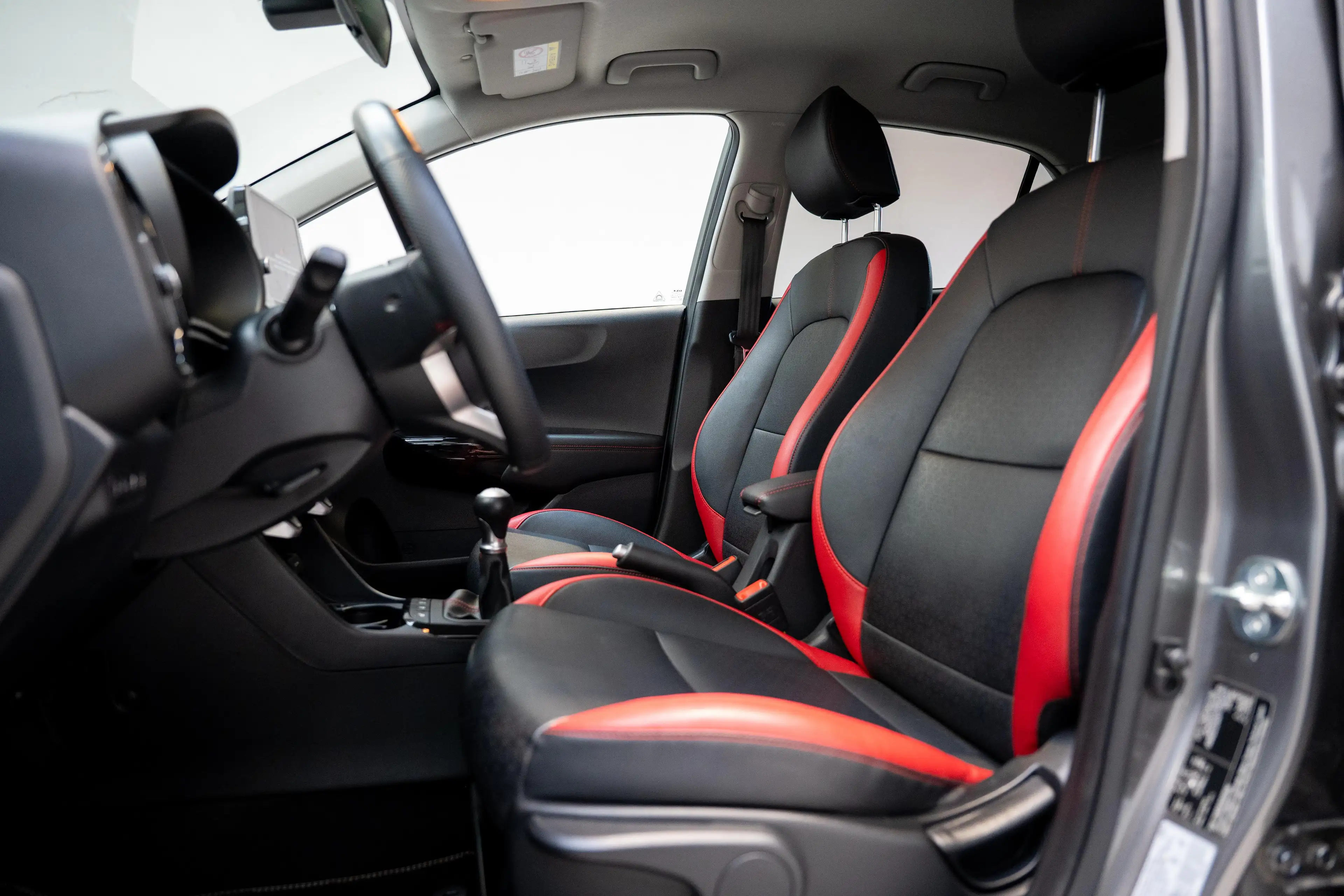 Kia Picanto 1.2i 84 GT Line — photo 8