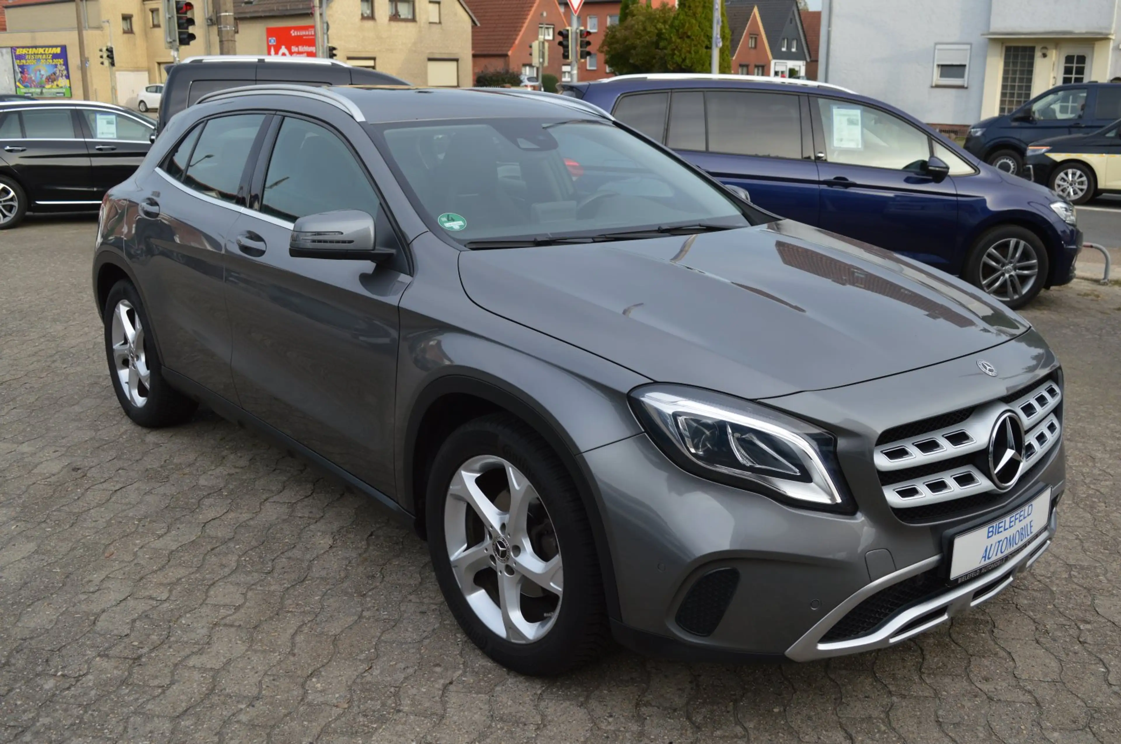 Mercedes-Benz GLA 180 OPF  Urban AHK/LED/Navi/SH/PDC/Alu 18 — photo 13