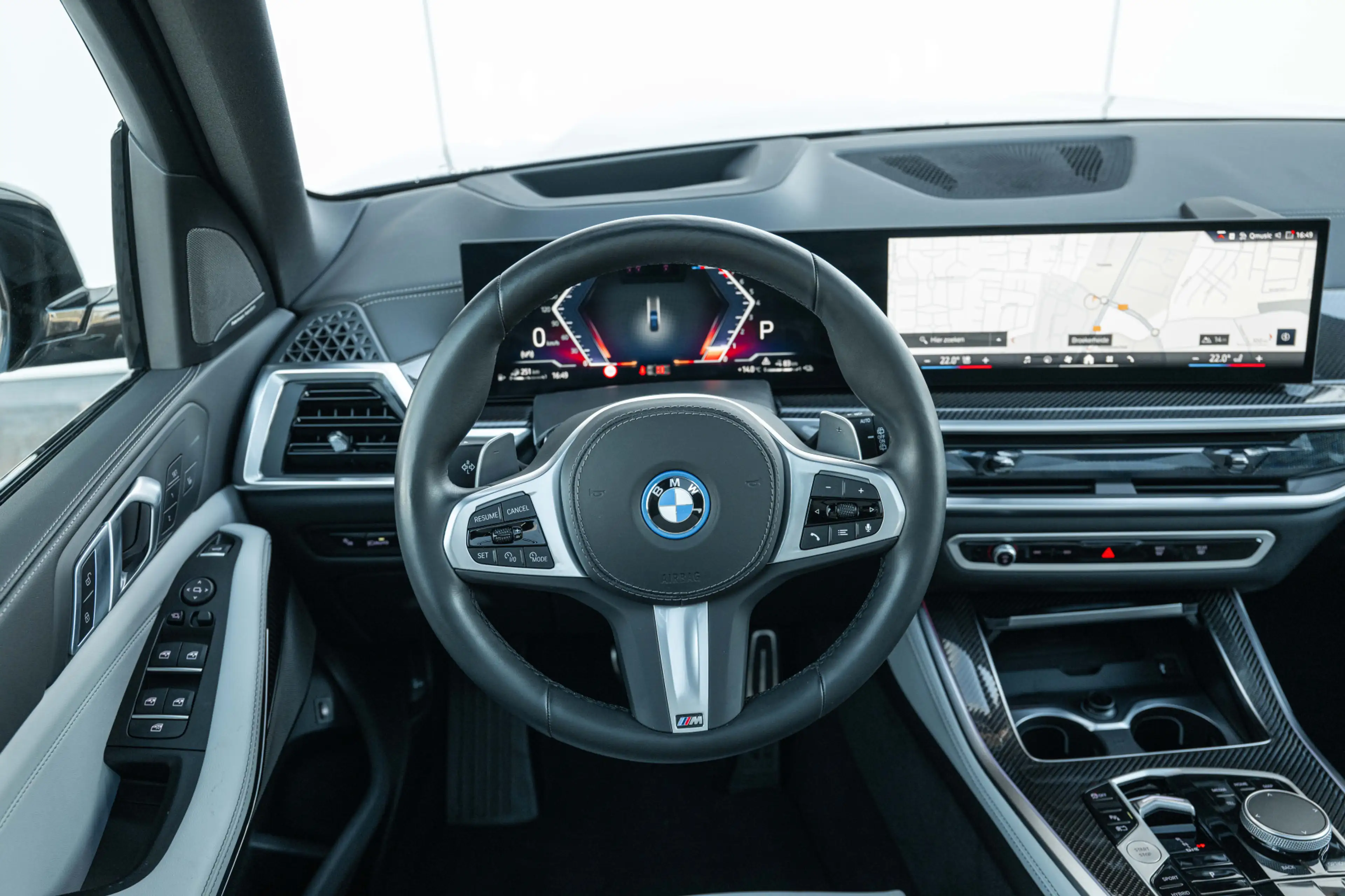 BMW X5 xDrive50e M Sport Automaat / Trekhaak / Panoramada — photo 11