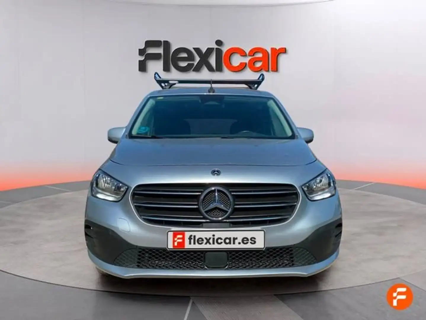 Mercedes-Benz 180 d Gris - 2