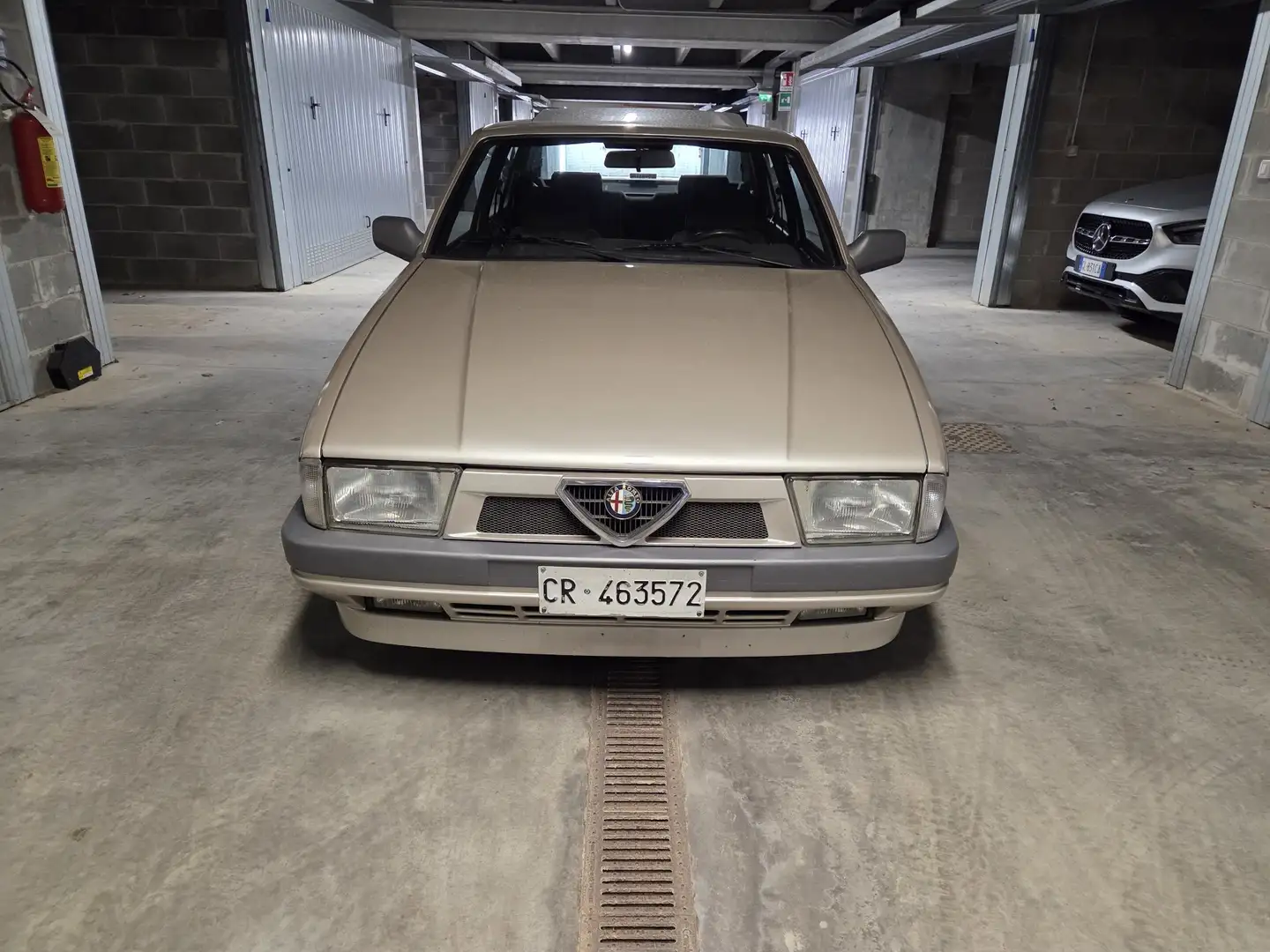 Alfa Romeo 75 2.0 ts - 2