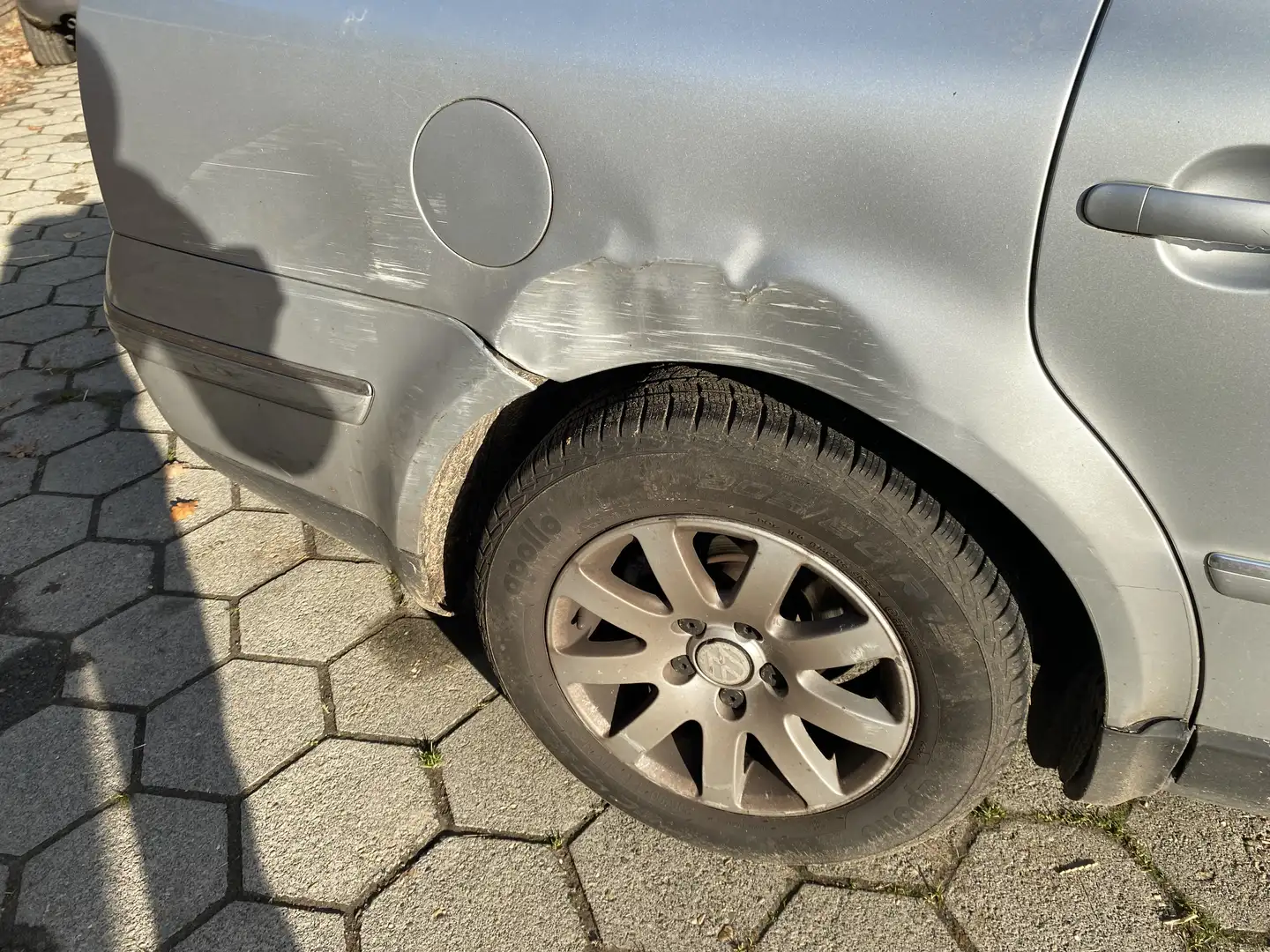 Volkswagen Passat - 2