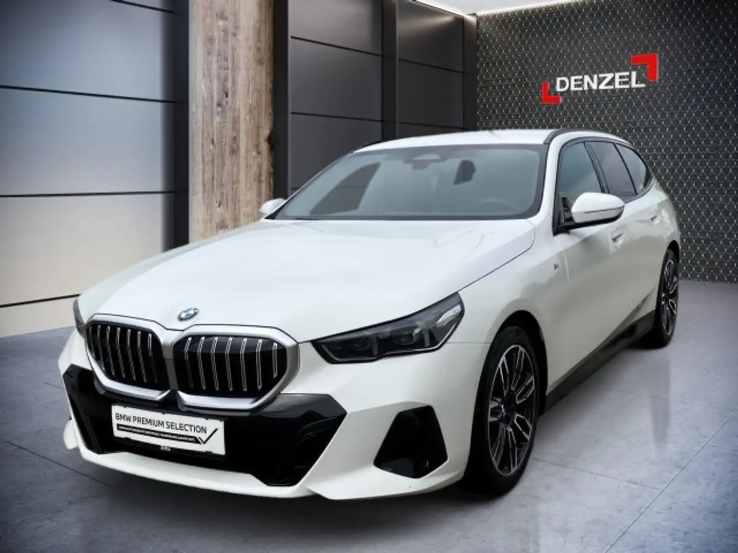 BMW 520 d xDrive Touring G61 B47 Weiß - 2