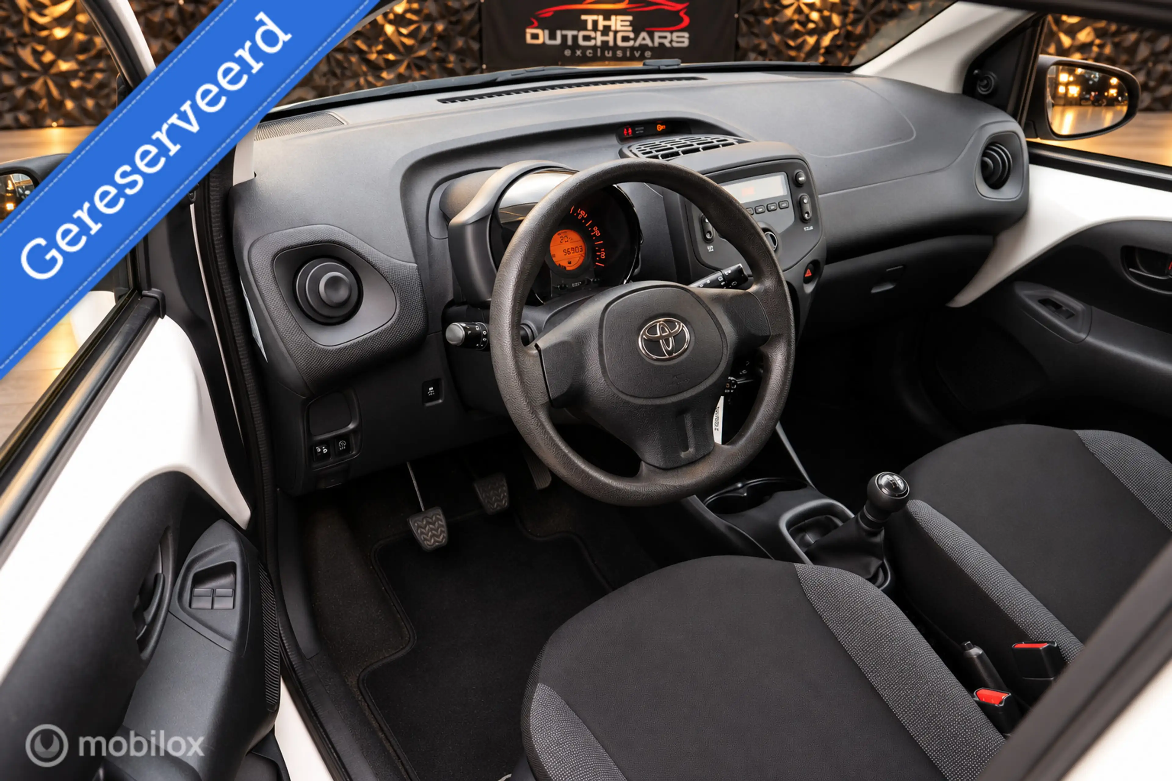 Toyota Aygo 1.0 VVT-i x-now | Start&Stop | ESP | AC | Cruise — photo 3