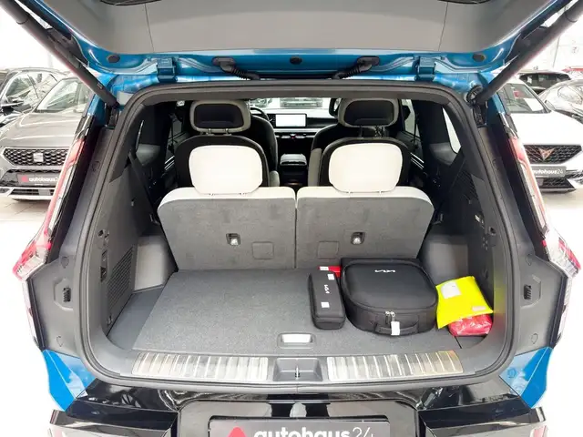 Kia Ev9 view 6