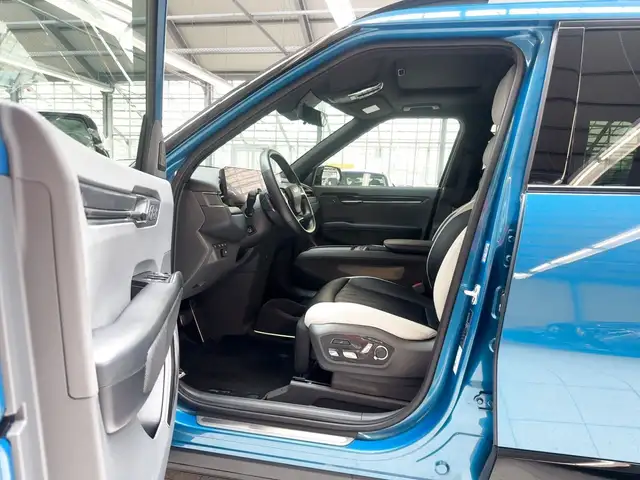 Kia Ev9 view 8