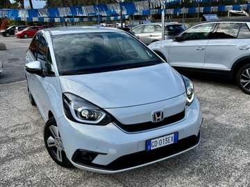 " UNA BOMBA " Jazz IV  1.5 hev Executive ecvt