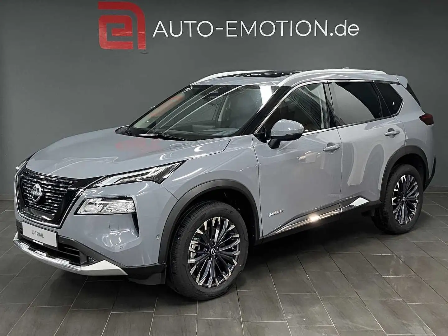 Nissan X-Trail Tekna 1.5 VC-T  e-Power e-4ORCE Grau - 1