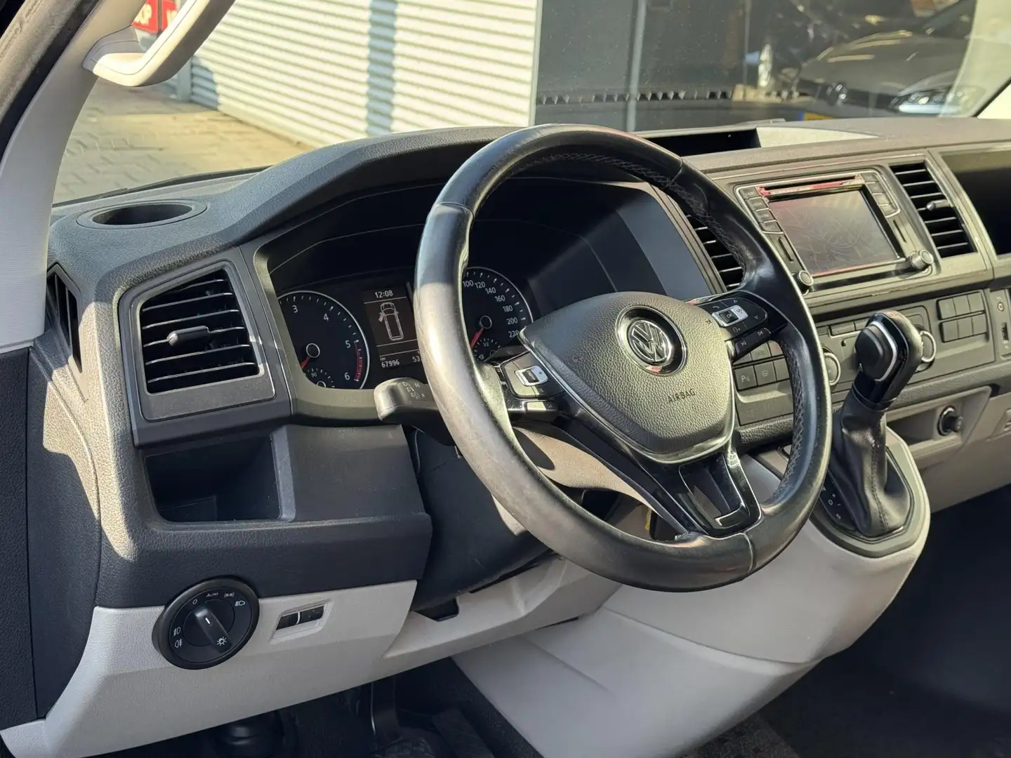 Volkswagen Transporter 2.0 TDI L2H1 4Motion Highline - AUTOMAAT - 67.000 Noir - 2