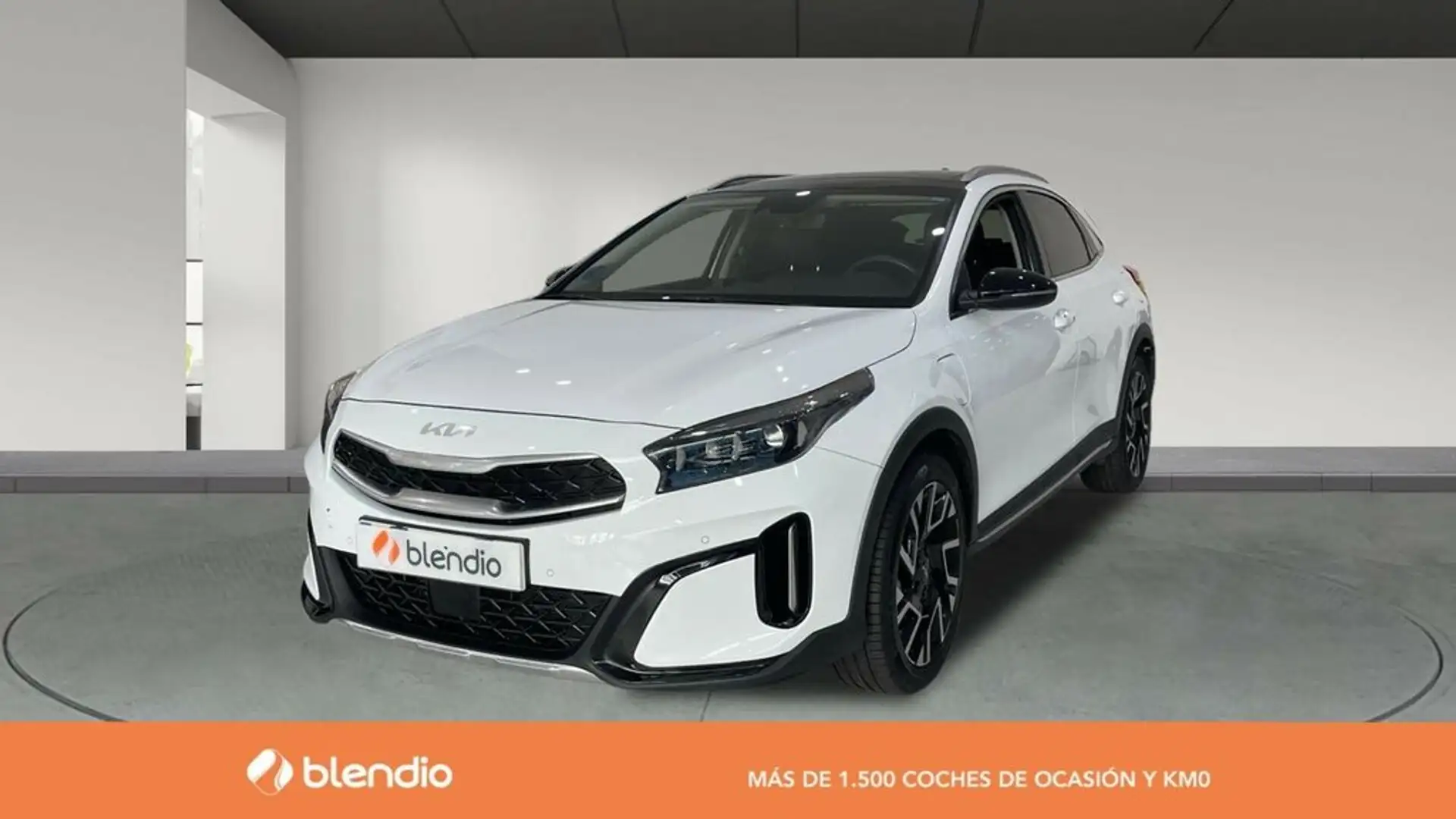 Kia XCeed 1.6 GDI PHEV EMOTION 141CV 5P Blanc - 1