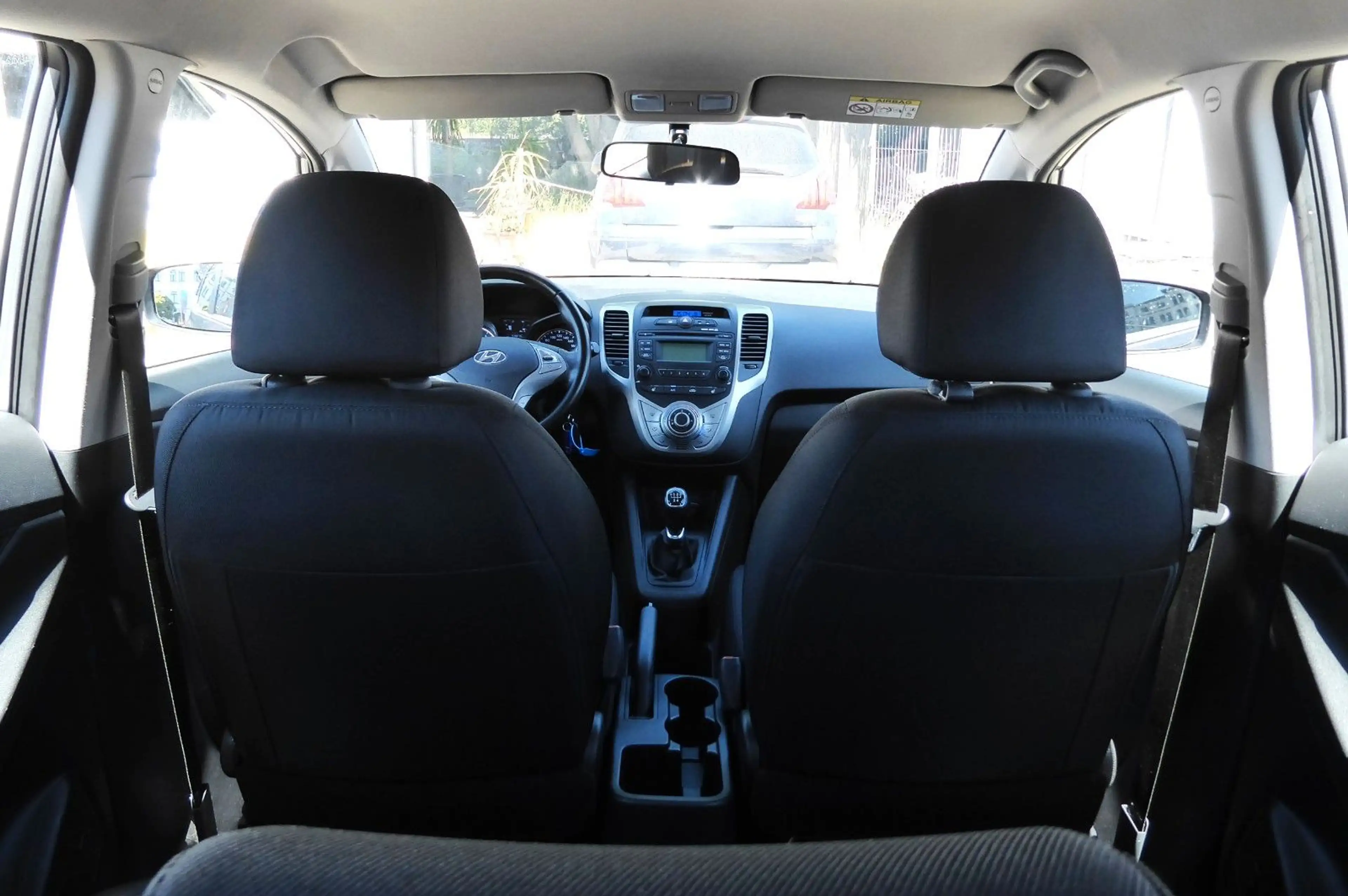 Hyundai iX20 FIFA world Cup EditionKlima,Alu,BC,PDC,Eu5 — photo 11