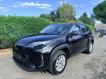 1.5 Hybrid 5p. E-CVT Active LED - BT - ACC - 16
