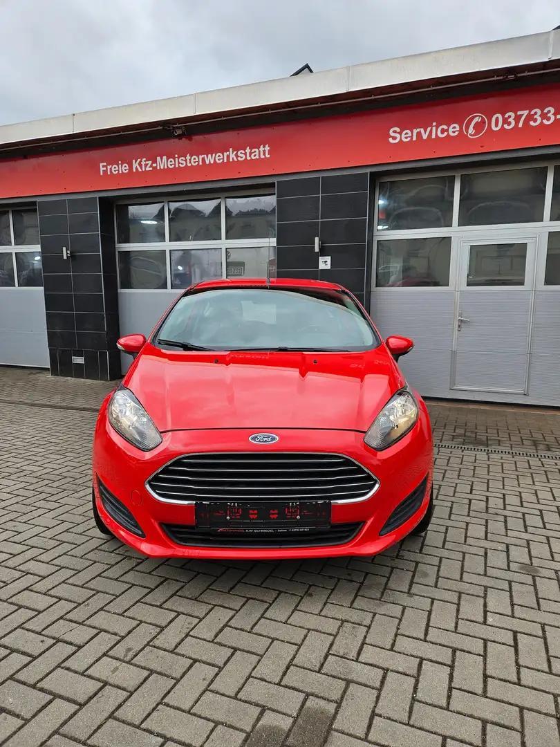 Ford Fiesta Trend Rosso - 1