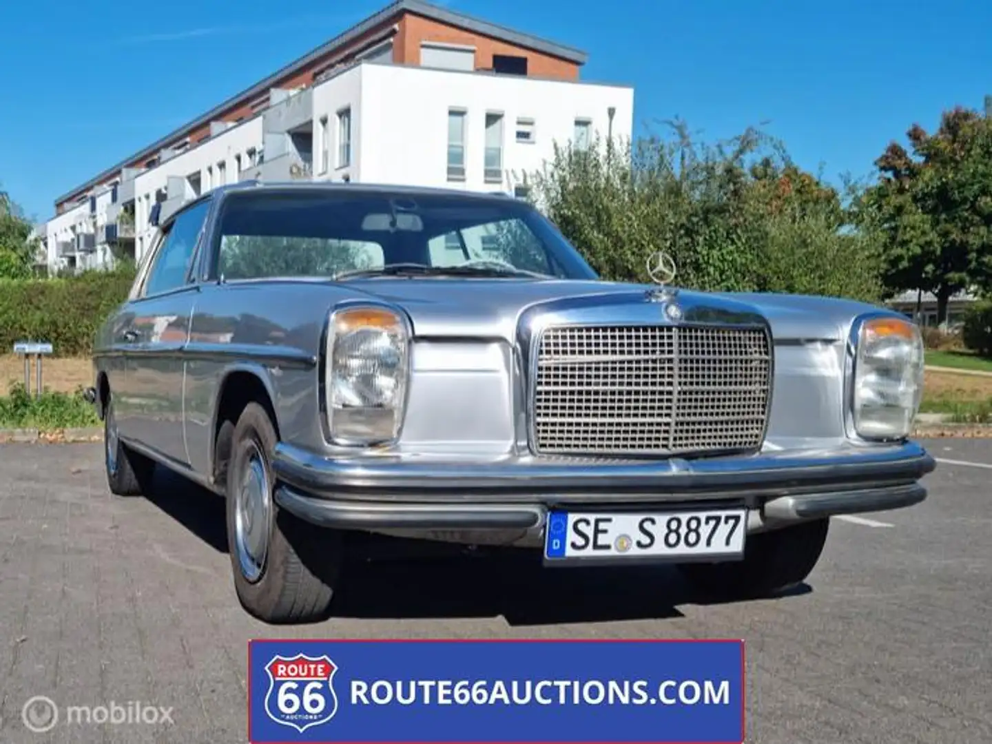 Mercedes-Benz 250 250C Noir - 1