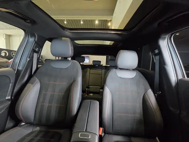 Mercedes-Benz Gla view 15