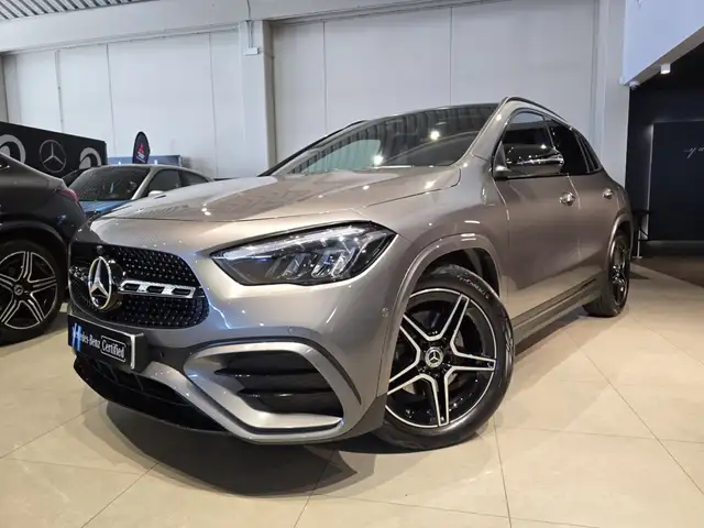 Mercedes-Benz Gla view 6