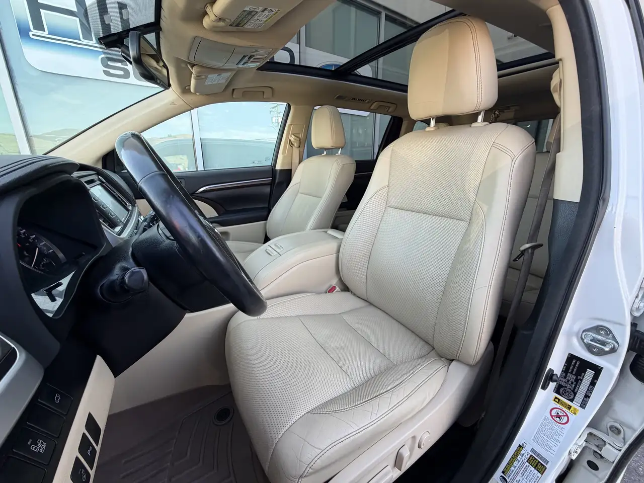 Toyota Highlander снимка Toyota Highlander