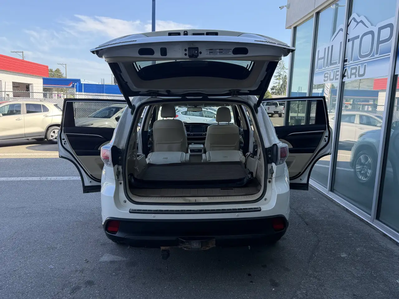 Toyota Highlander снимка Toyota Highlander