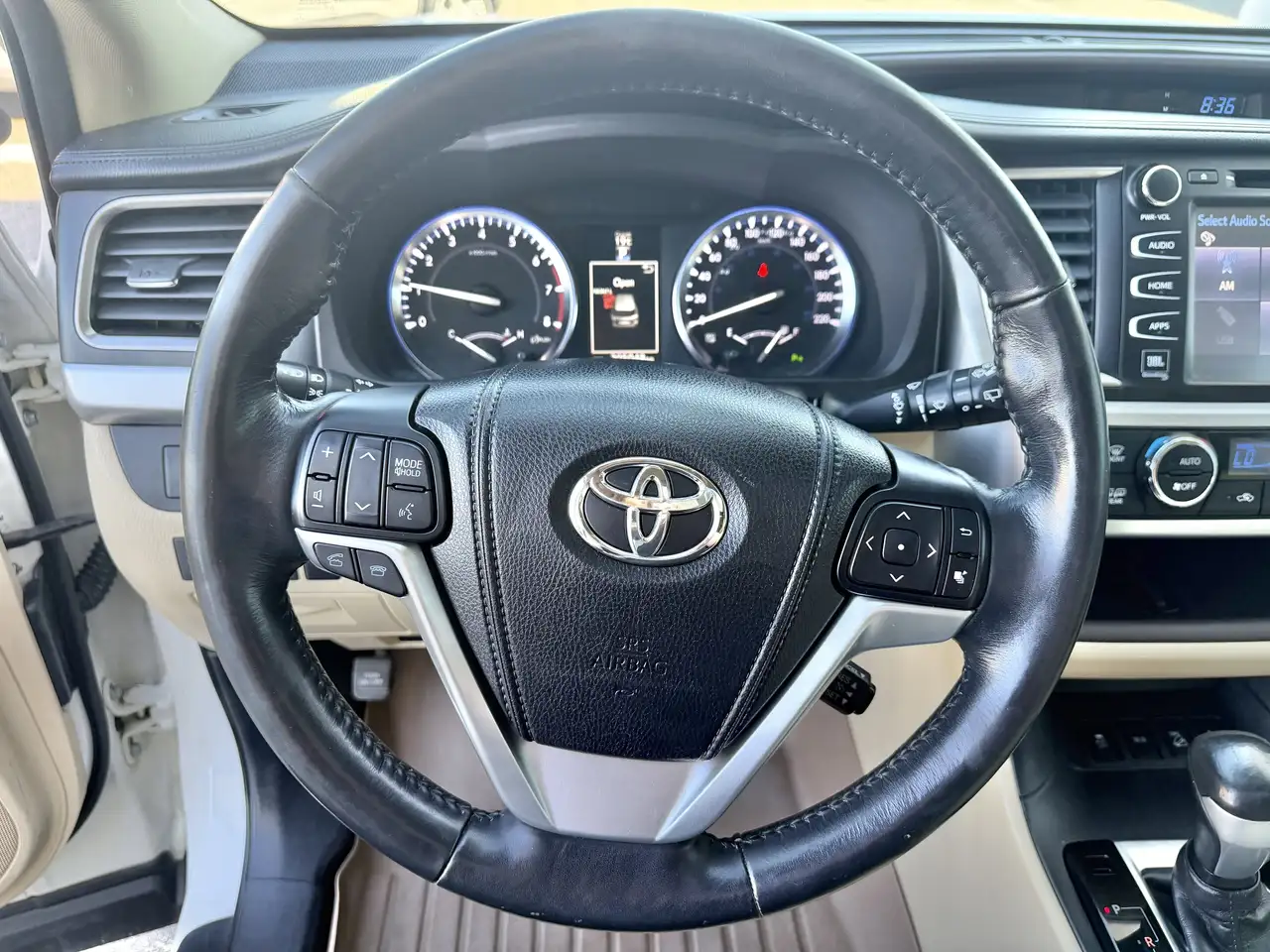 Toyota Highlander снимка Toyota Highlander