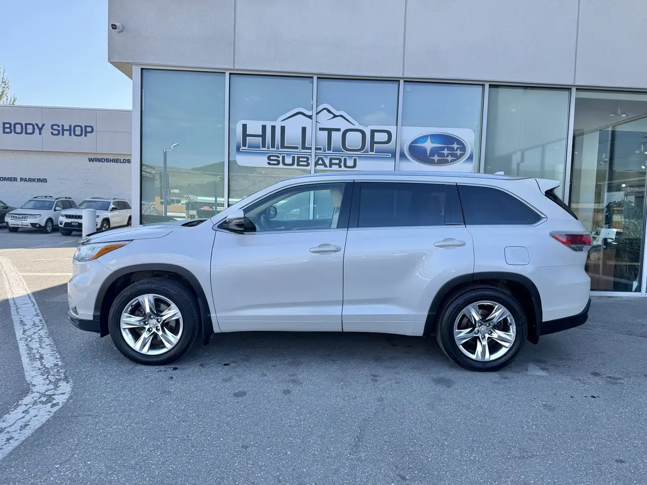 Toyota Highlander снимка Toyota Highlander