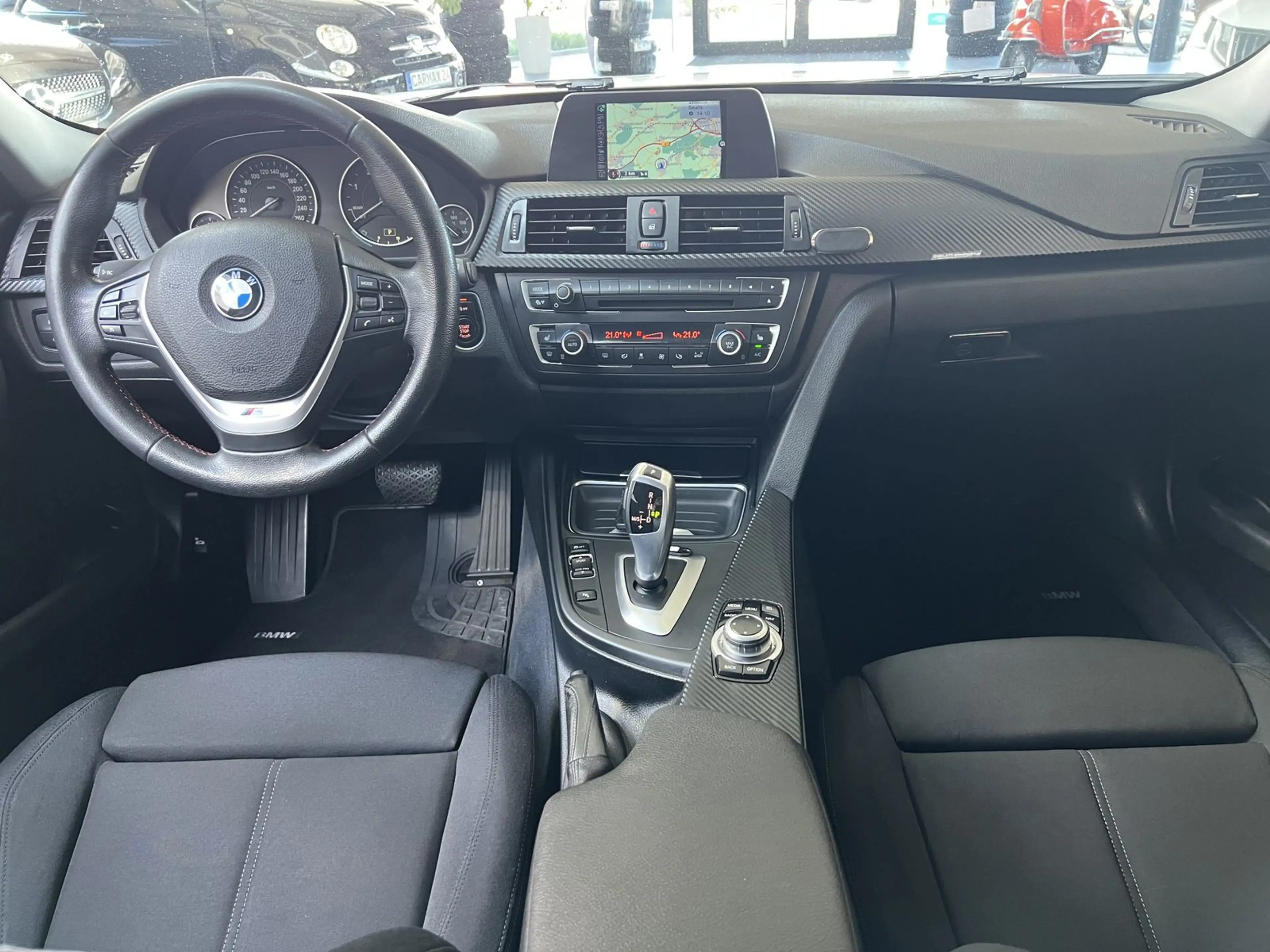 BMW 318 3 318 d Aut Sportline Navi Bi-Xen-LED AHK DAB — photo 10