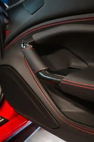 Ferrari F8 Spider F8 Spider *NOVITEC / SERVICEPAKET BIS 05/2029!* Ansicht 10