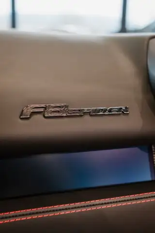 Ferrari F8 Spider F8 Spider *NOVITEC / SERVICEPAKET BIS 05/2029!* Ansicht 9