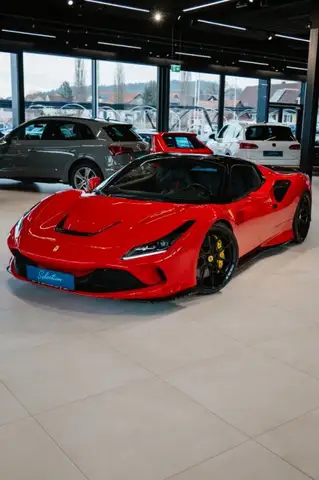 Ferrari F8 Spider F8 Spider *NOVITEC / SERVICEPAKET BIS 05/2029!* Ansicht 18