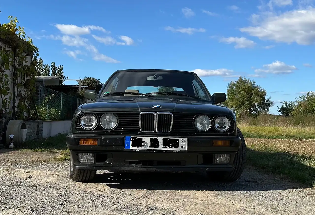 BMW 325