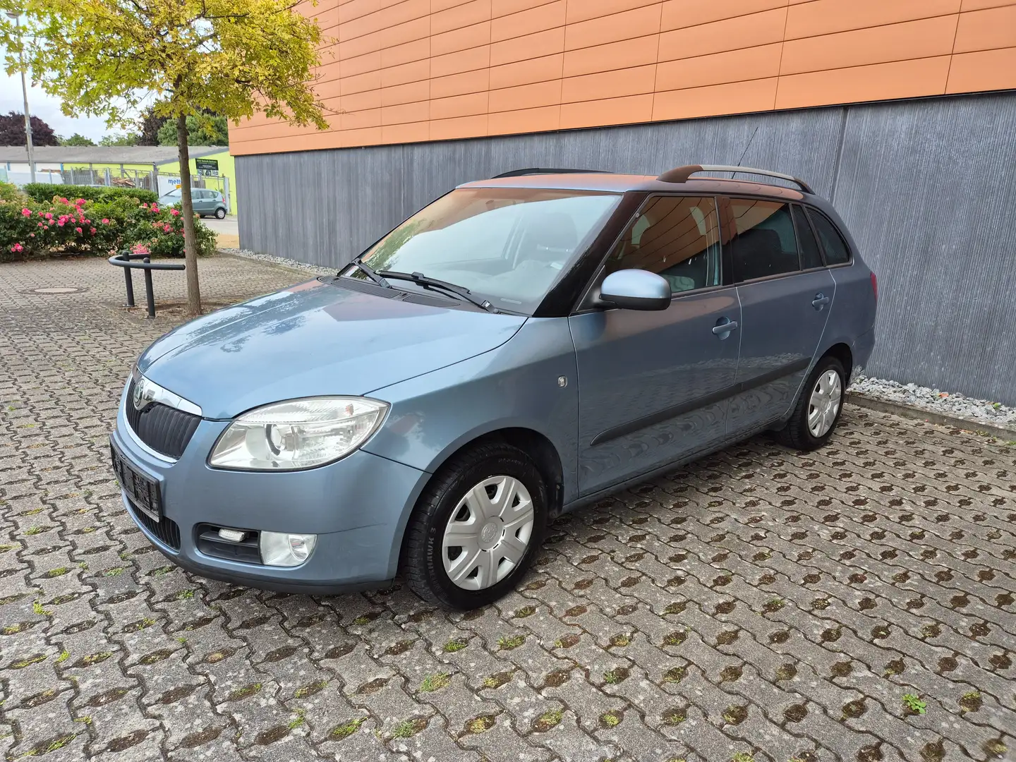 Skoda Fabia Style Edition 1.4 LtrKlima-Tempomat-Tüv Neue Gris - 1
