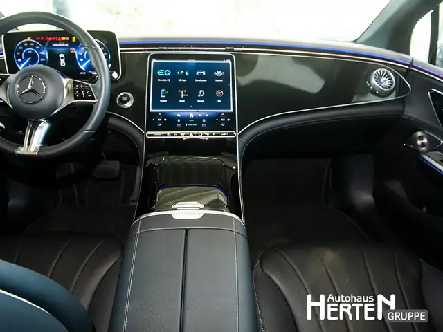 Mercedes-Benz EQE view 10