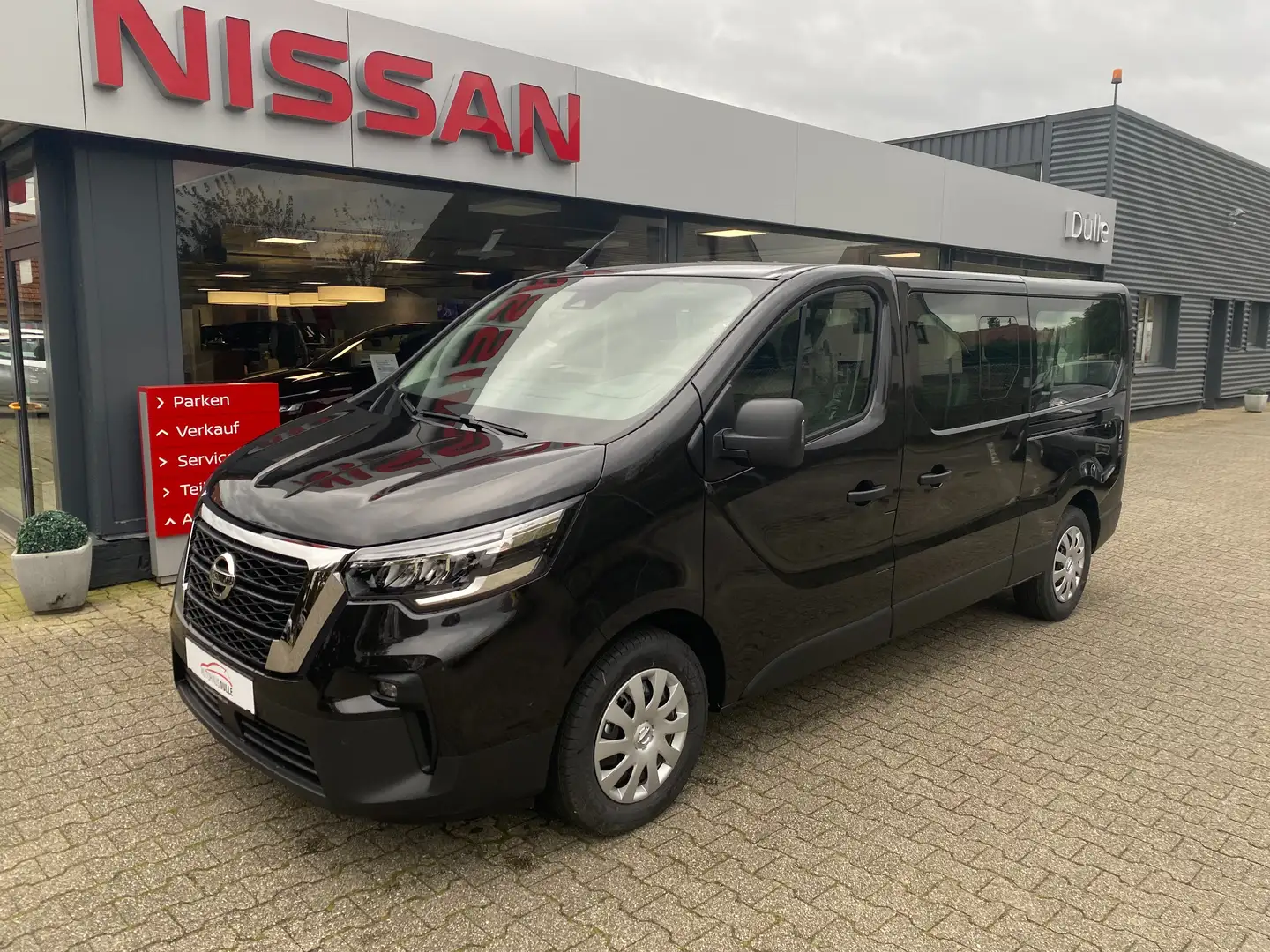 Nissan Primastar L2H1 3,0 dCi 170 (8-Si.) DCT N-Connecta, *TZ* Zwart - 2