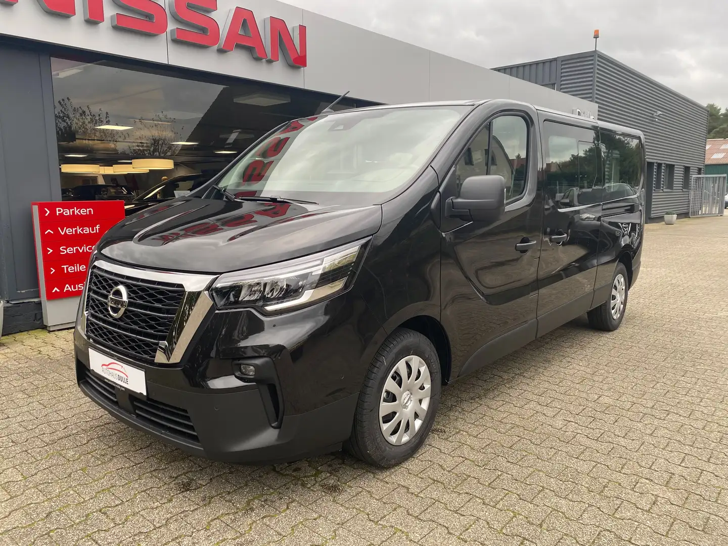 Nissan Primastar L2H1 3,0 dCi 170 (8-Si.) DCT N-Connecta, *TZ* Zwart - 1