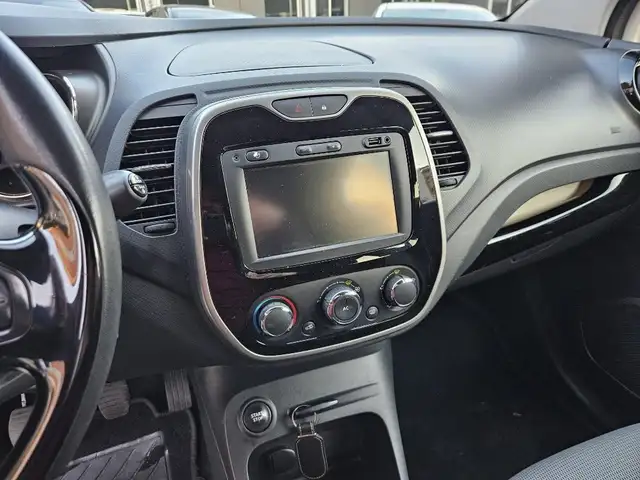 Renault Captur view 13