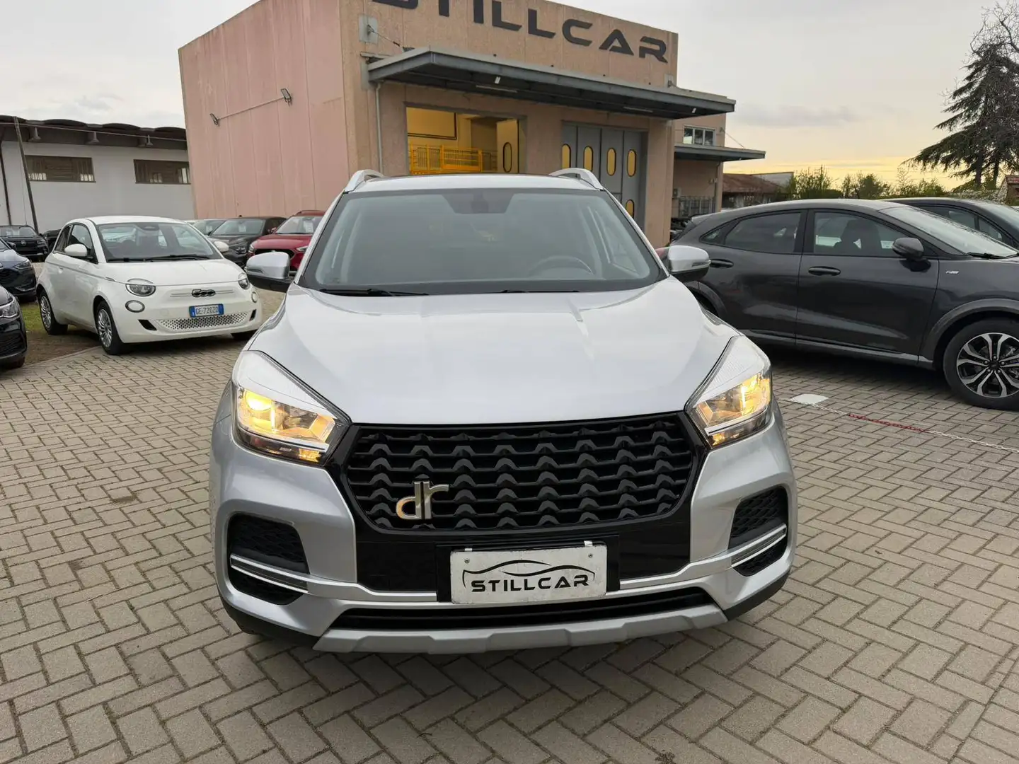 DR Automobiles DR4 DR 4.0 1.5 Gpl 114cv Silber - 2