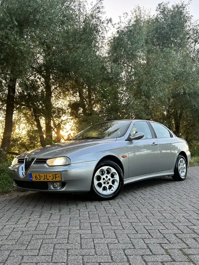Alfa Romeo 156 1.8 TS + airco + leder Grau - 1