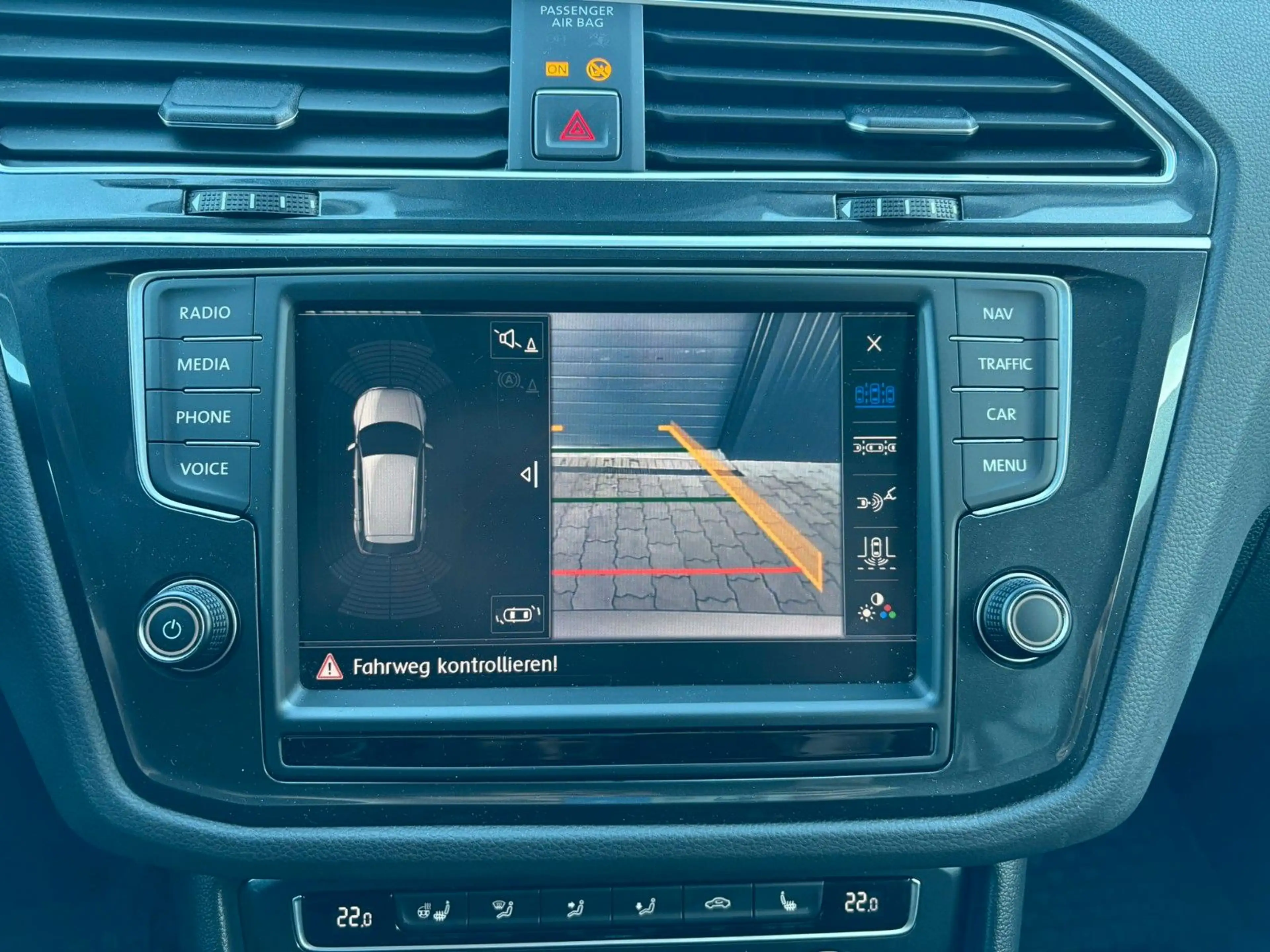 Volkswagen Tiguan Highline*Allrad*1.Hand*Garantie*Navi*SHZ — photo 14
