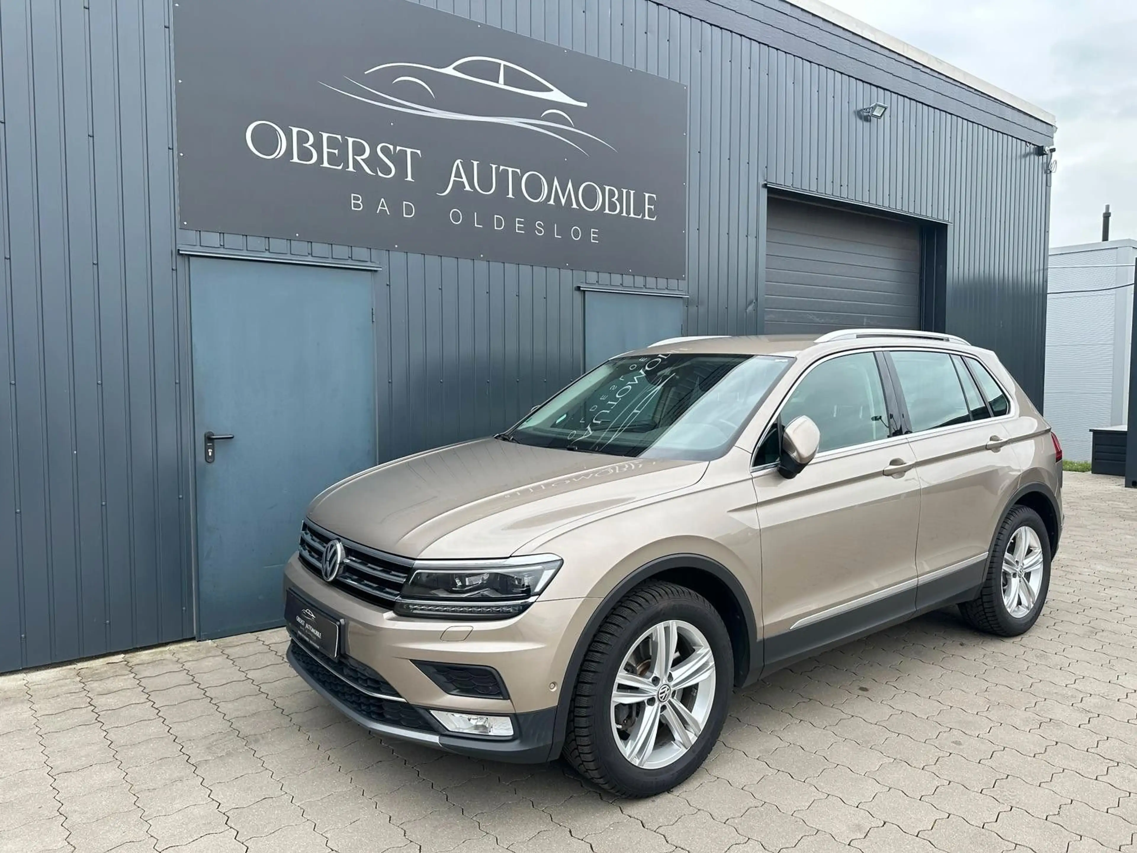 Volkswagen Tiguan Highline*Allrad*1.Hand*Garantie*Navi*SHZ — photo 3