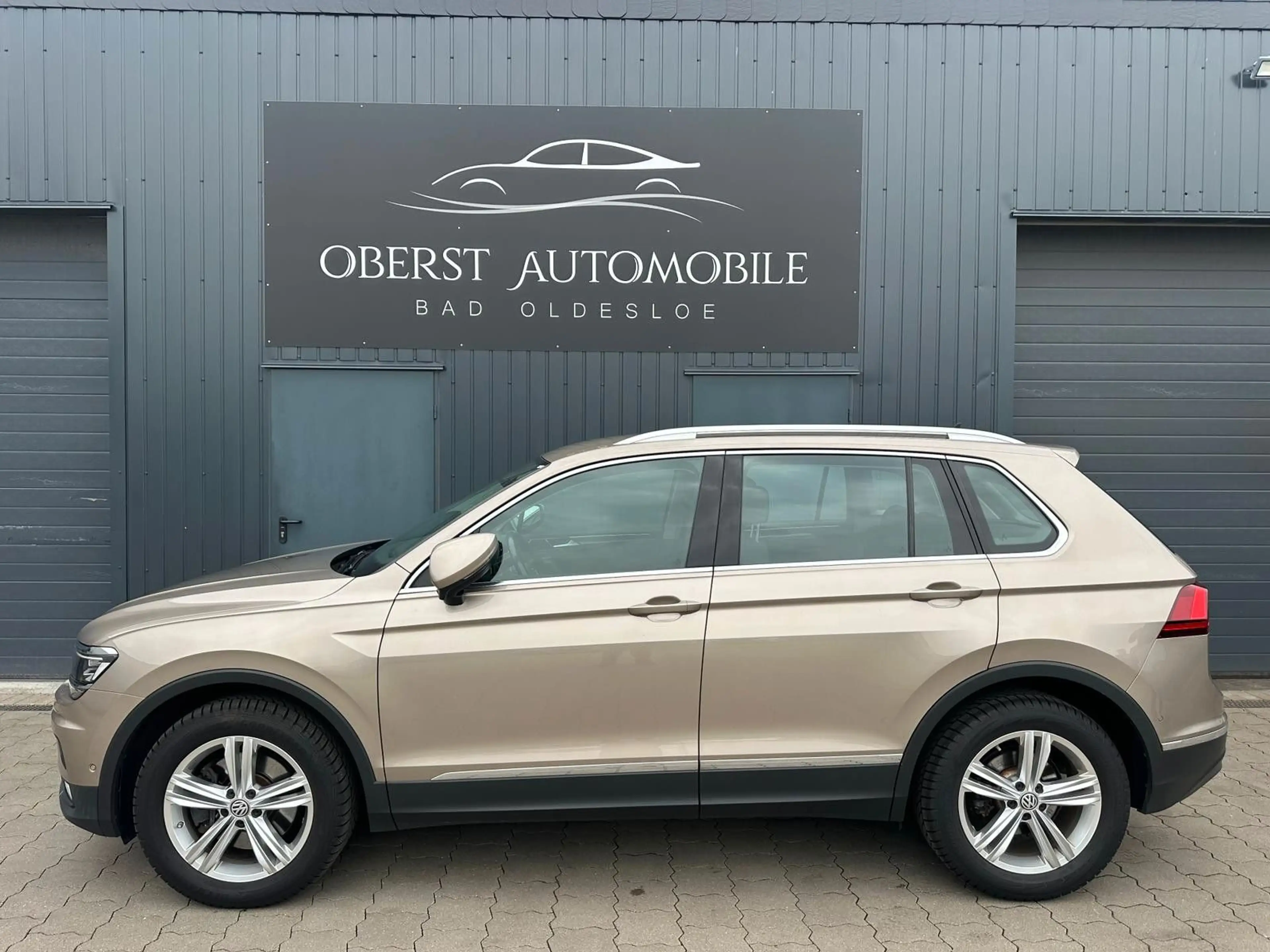 Volkswagen Tiguan Highline*Allrad*1.Hand*Garantie*Navi*SHZ — photo 4