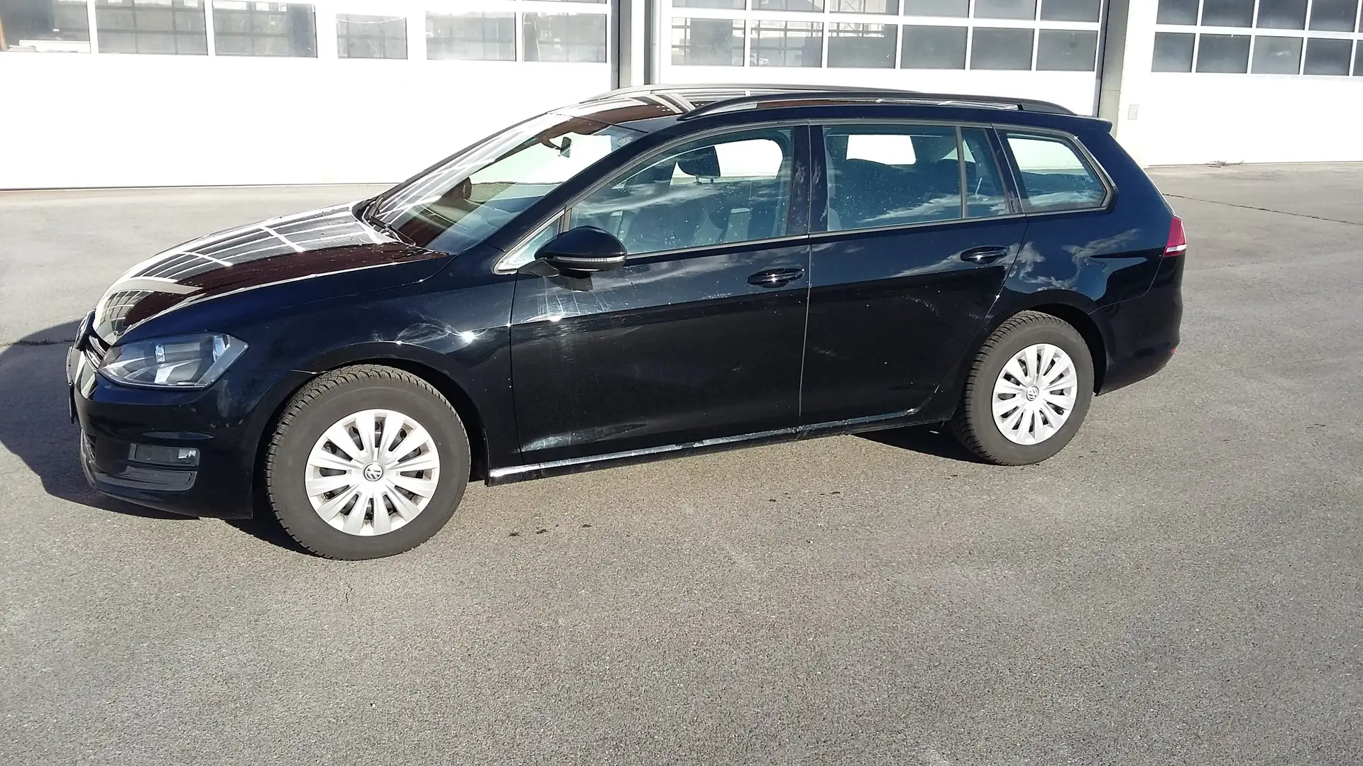 Volkswagen Golf Variant Golf Variant Lounge BMT 1,6 TDI Lounge Schwarz - 1