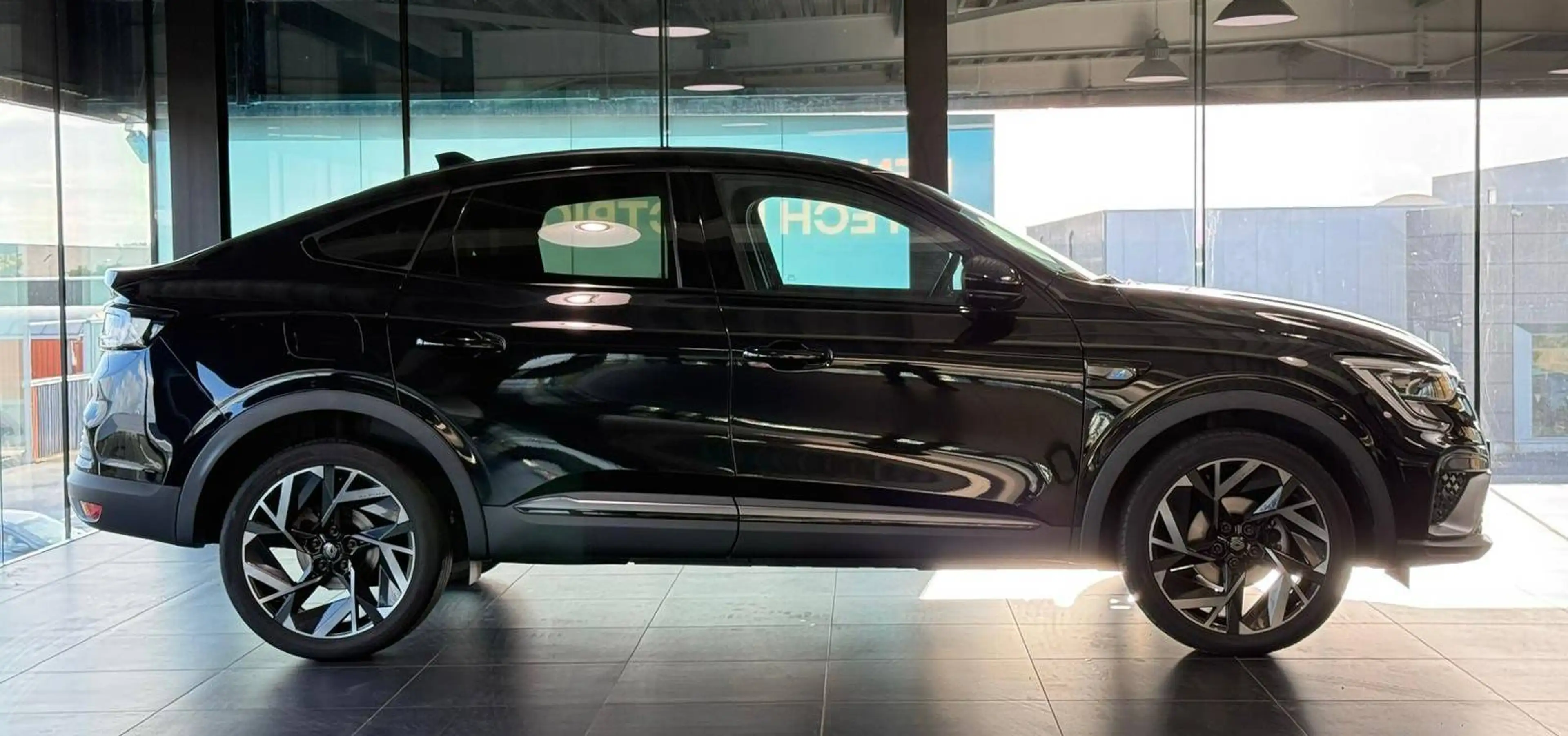 Renault Arkana 1.3 TCe MHEV Esprit Alpine EDC Esprit Alpine — photo 5