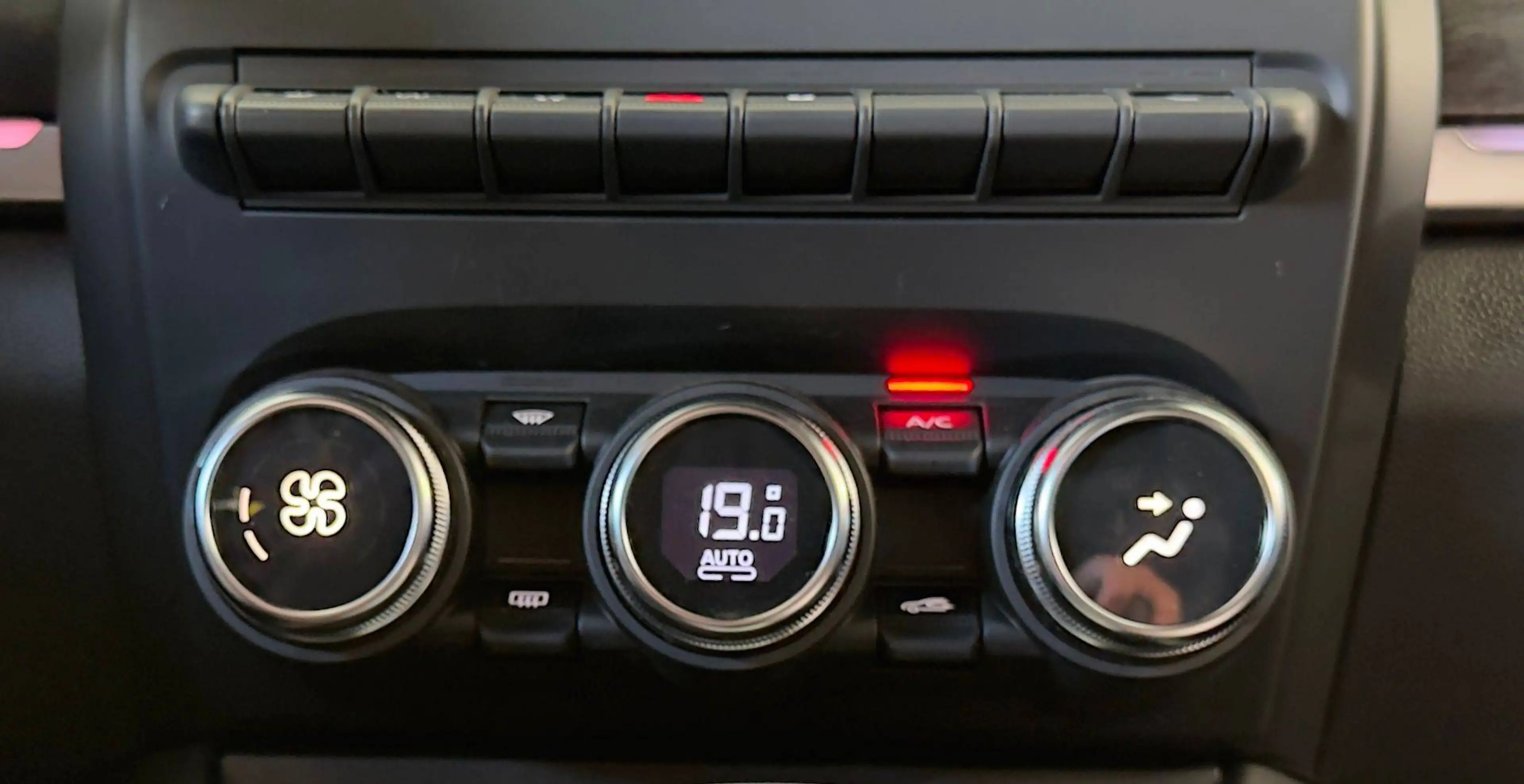Renault Arkana 1.3 TCe MHEV Esprit Alpine EDC Esprit Alpine — photo 9