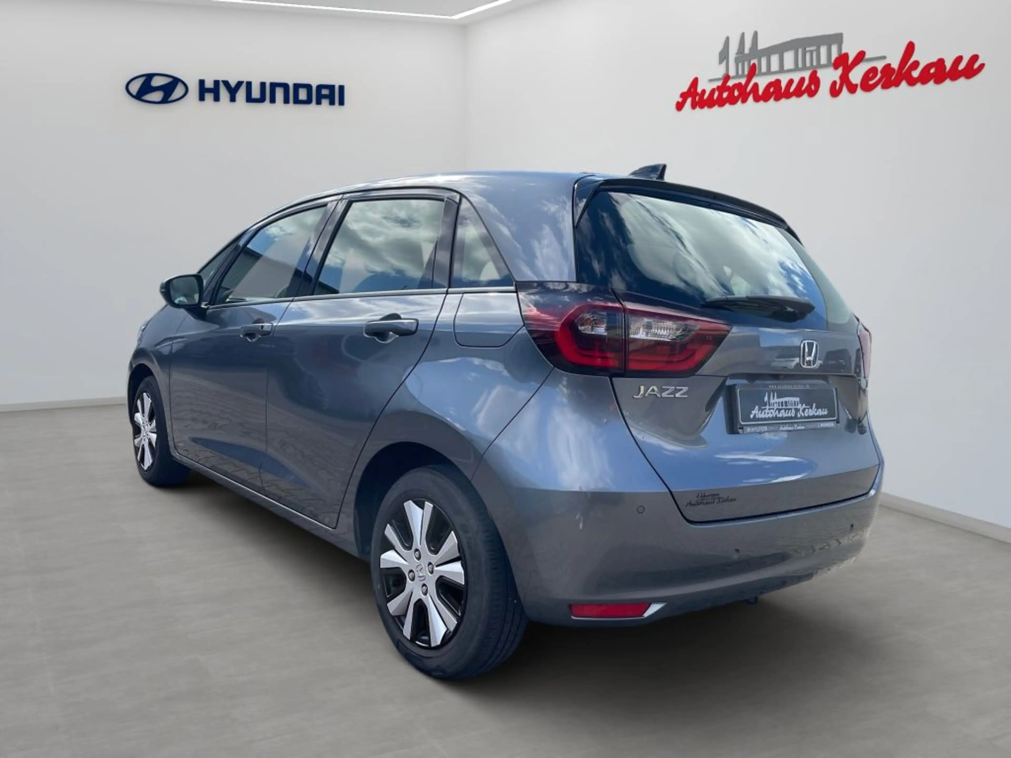 Honda Jazz 1.5 i-MMD Hybrid e-CVT Elegance — photo 4