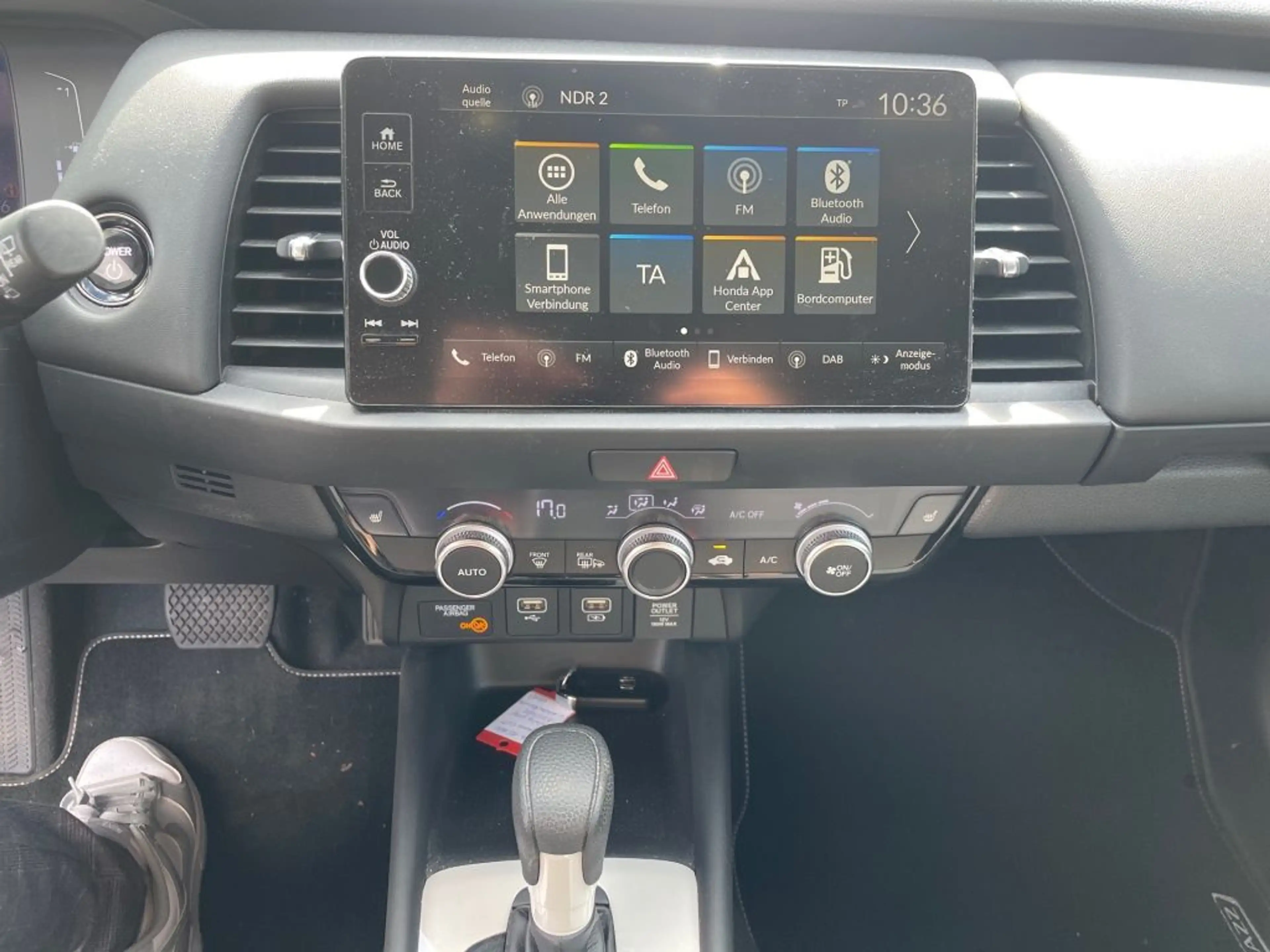 Honda Jazz 1.5 i-MMD Hybrid e-CVT Elegance — photo 9