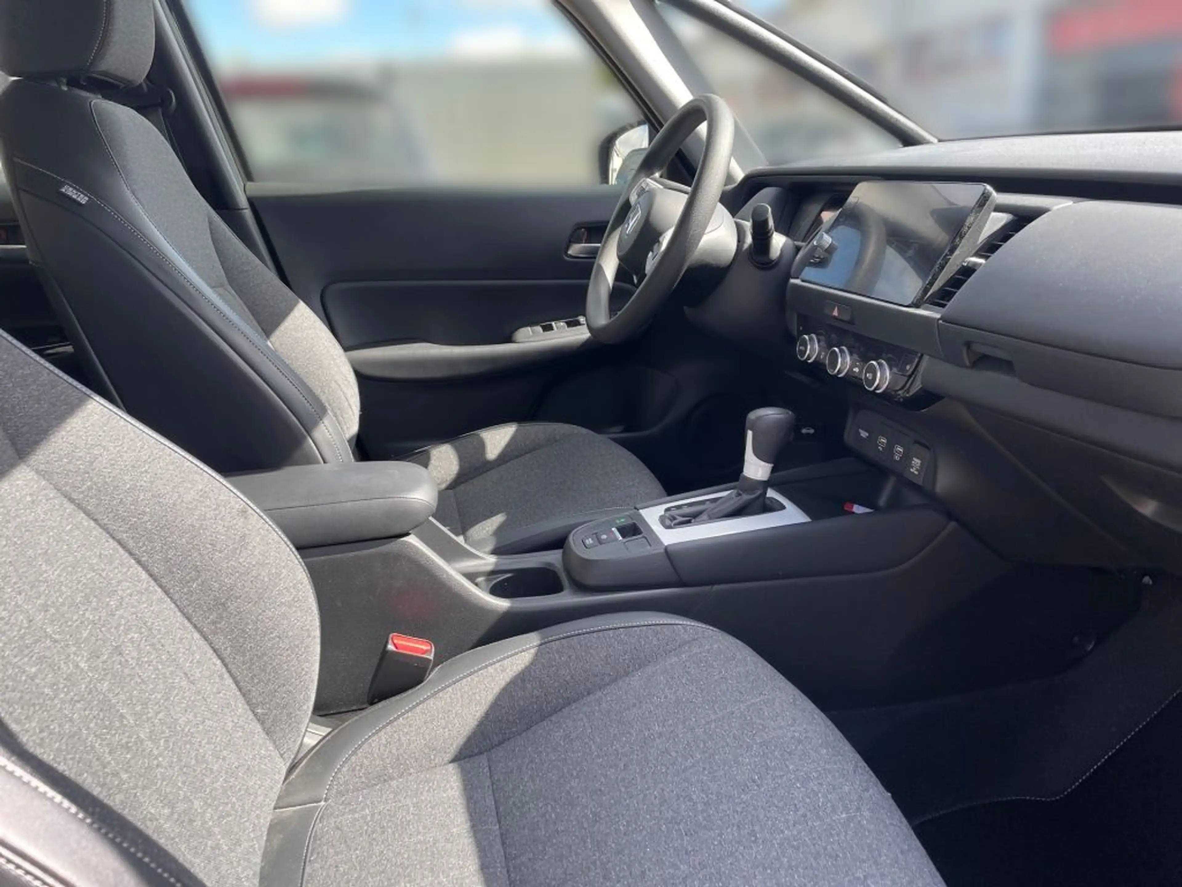 Honda Jazz 1.5 i-MMD Hybrid e-CVT Elegance — photo 14