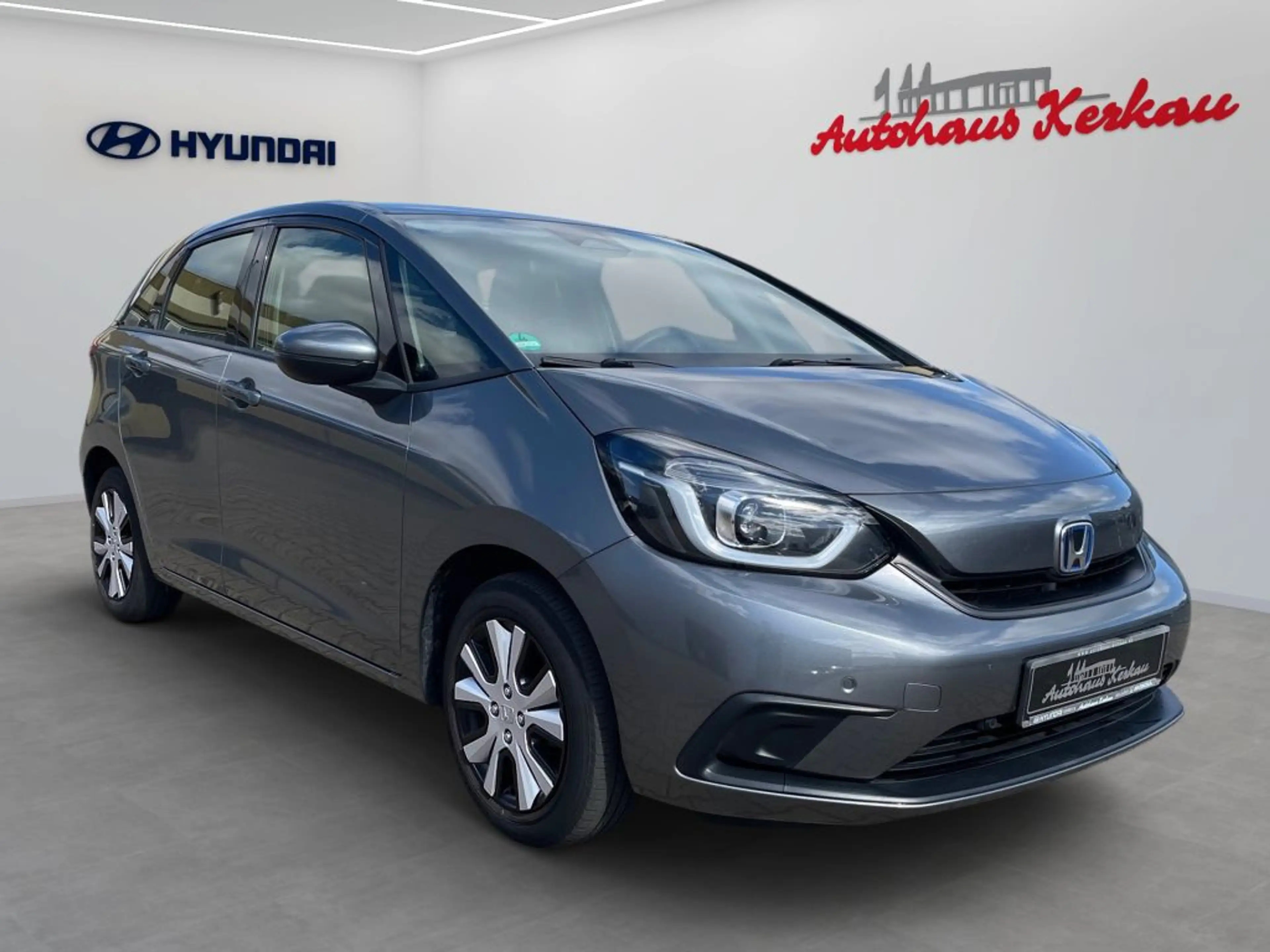 Honda Jazz 1.5 i-MMD Hybrid e-CVT Elegance — photo 2