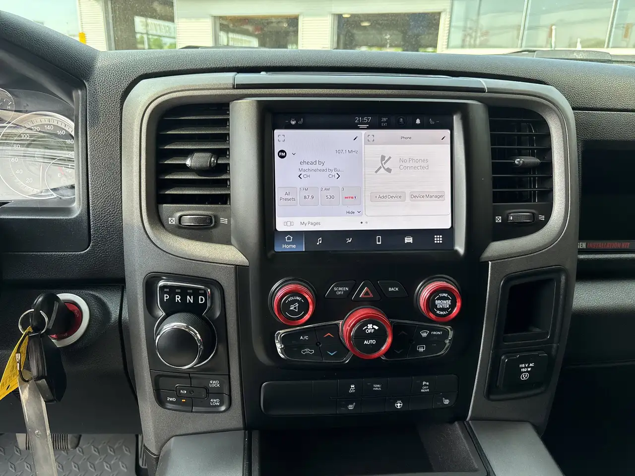 RAM 1500 снимка RAM 1500
