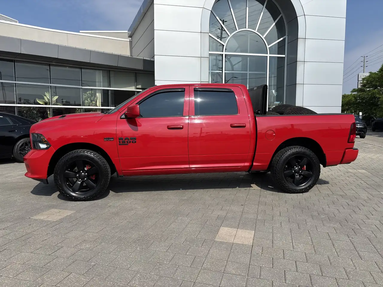 RAM 1500 снимка RAM 1500