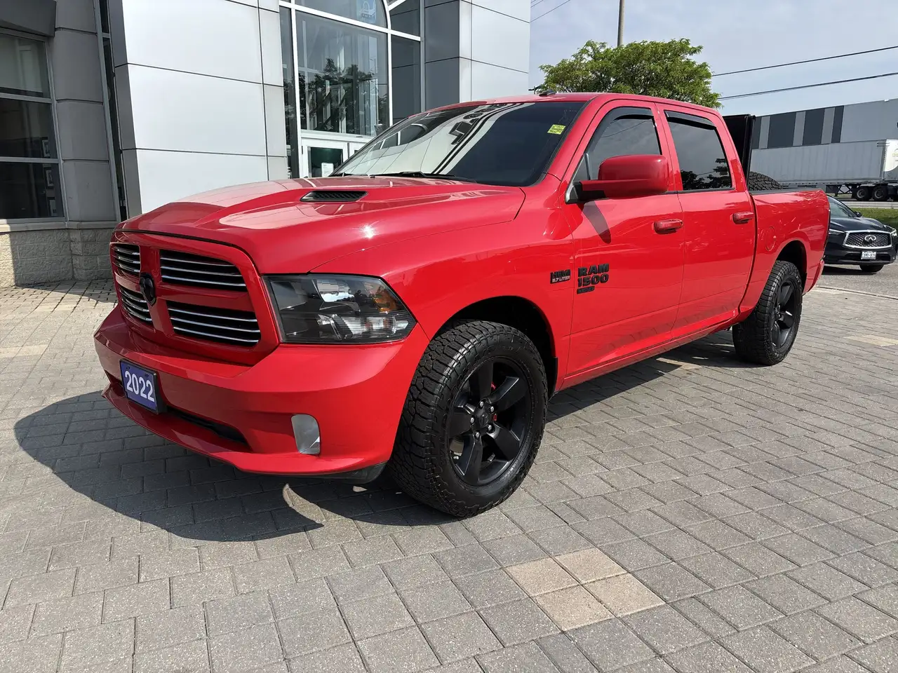 RAM 1500 снимка RAM 1500