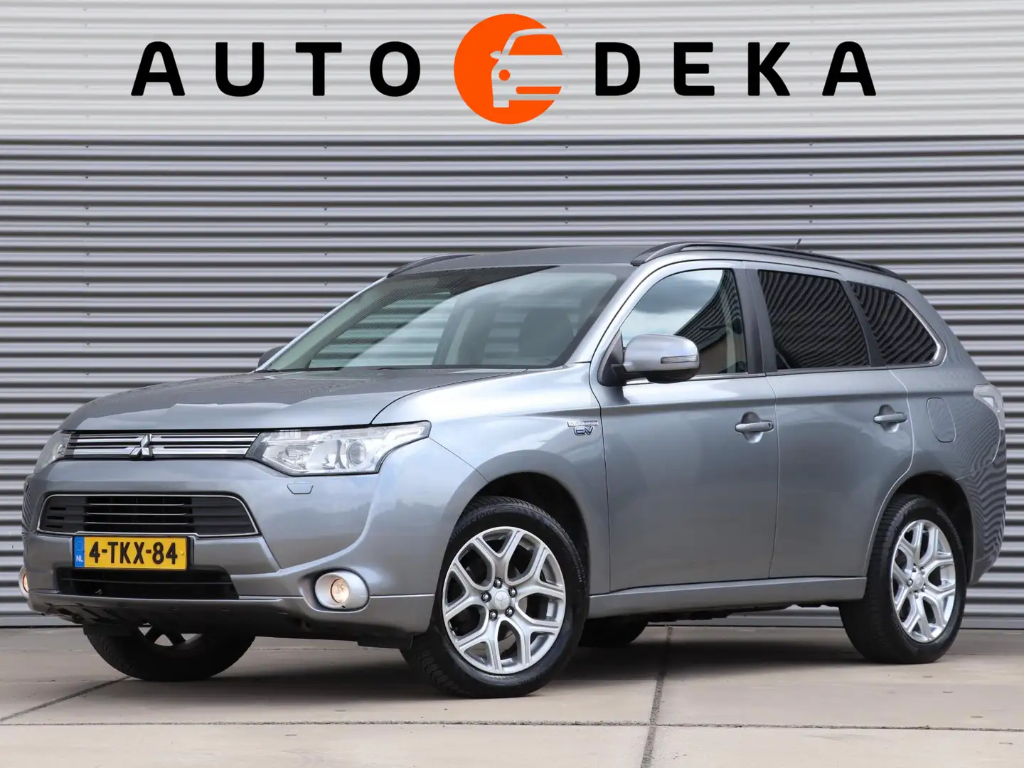 Mitsubishi Outlander 2.0 PHEV Intense+ *Dealeronderh.*Trekhaak* Gris - 1